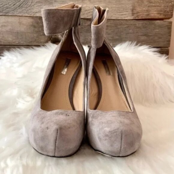 Ava Pumps - Picture 2 of 2